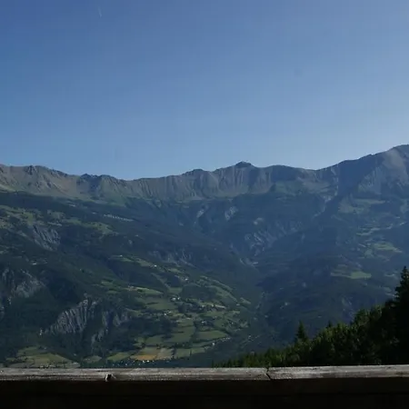 Loup Chalet Bed & Breakfast
