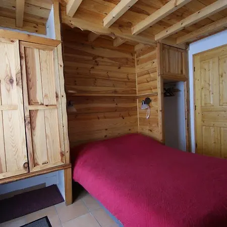 Loup Chalet *